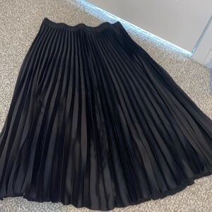 H&M black satin pleated maxi skirt